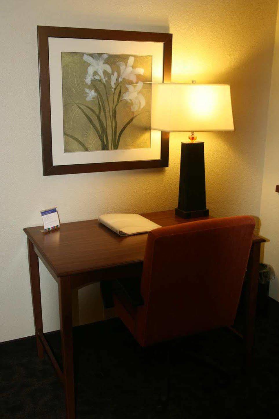 Hampton Inn Mansfield/Ontario Kamer foto